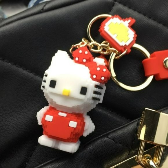 Keychain Hello Kitty red white  new 3 D - Picture 3 of 13